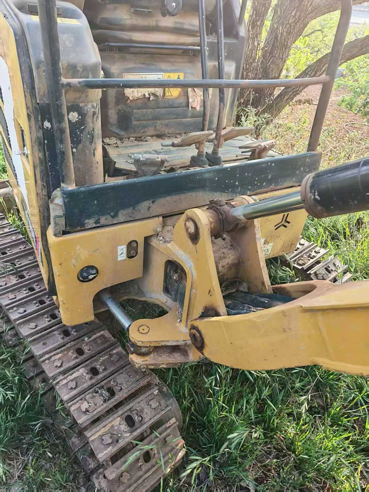 Buy Sany SY18U Used Excavator / 3