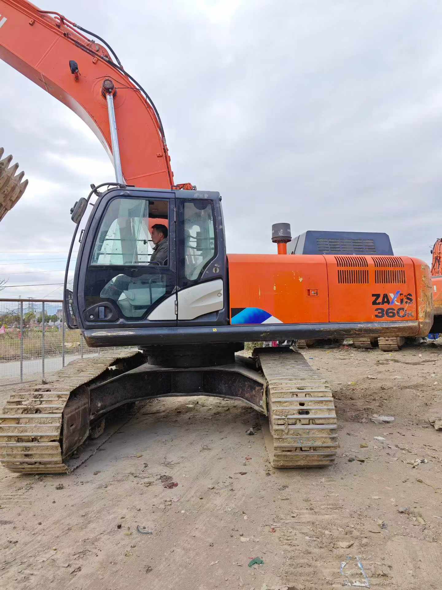 Comprar Hitachi EX360-5 Usado Escavadeira