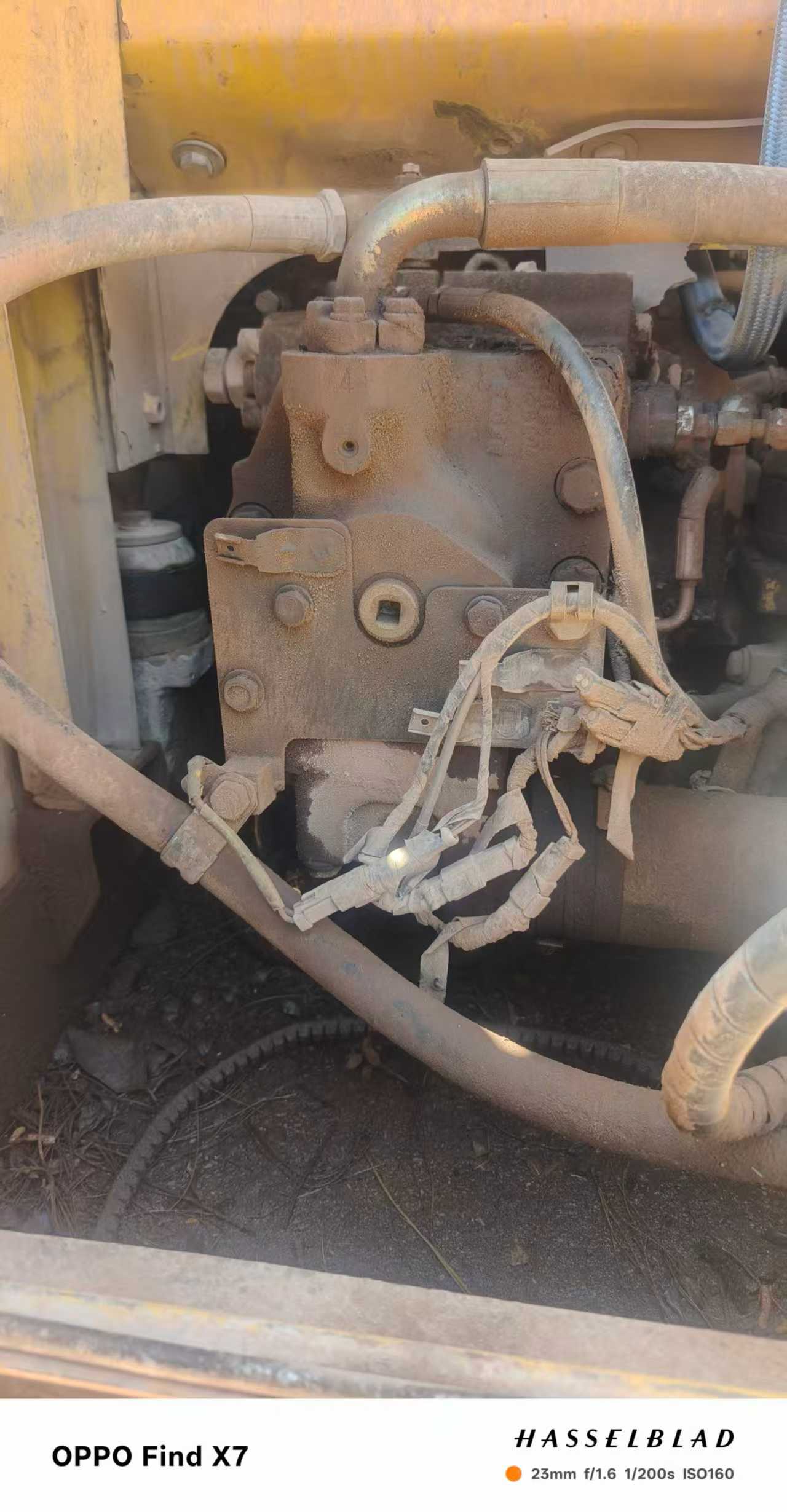 Buy Komatsu PC130-7 Used Excavator / 2