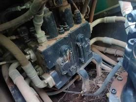 Buy Kobelco SK200-10 Used Excavator / 3 Buy Kobelco SK200-10 Used Excavator / 3