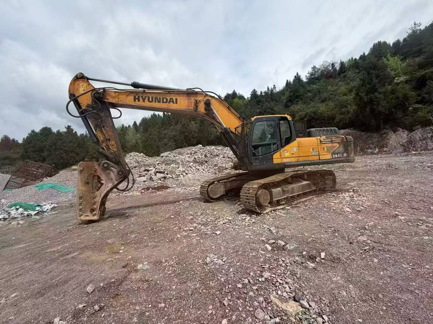 Comprar Hyundai R350LVS Usado Escavadeira