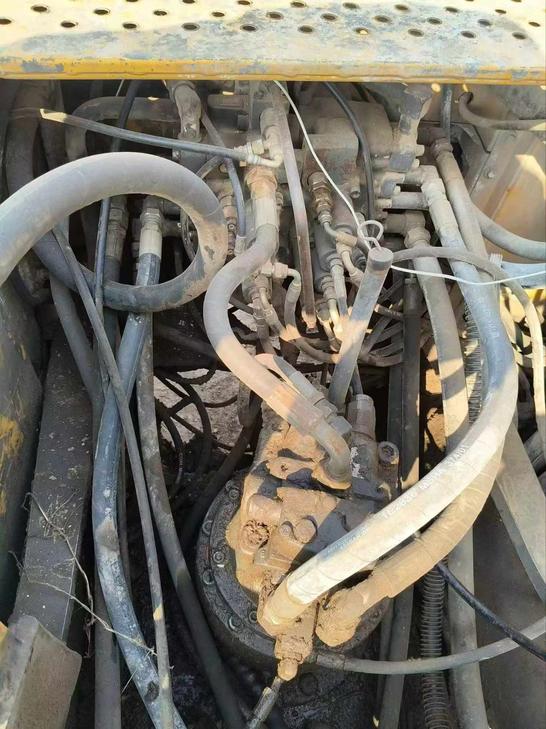 Buy Volvo EC210B Used Excavator / 1