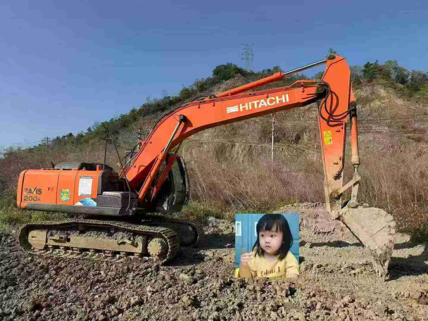 Buy Hitachi ZH200-5A Used Excavator / 3