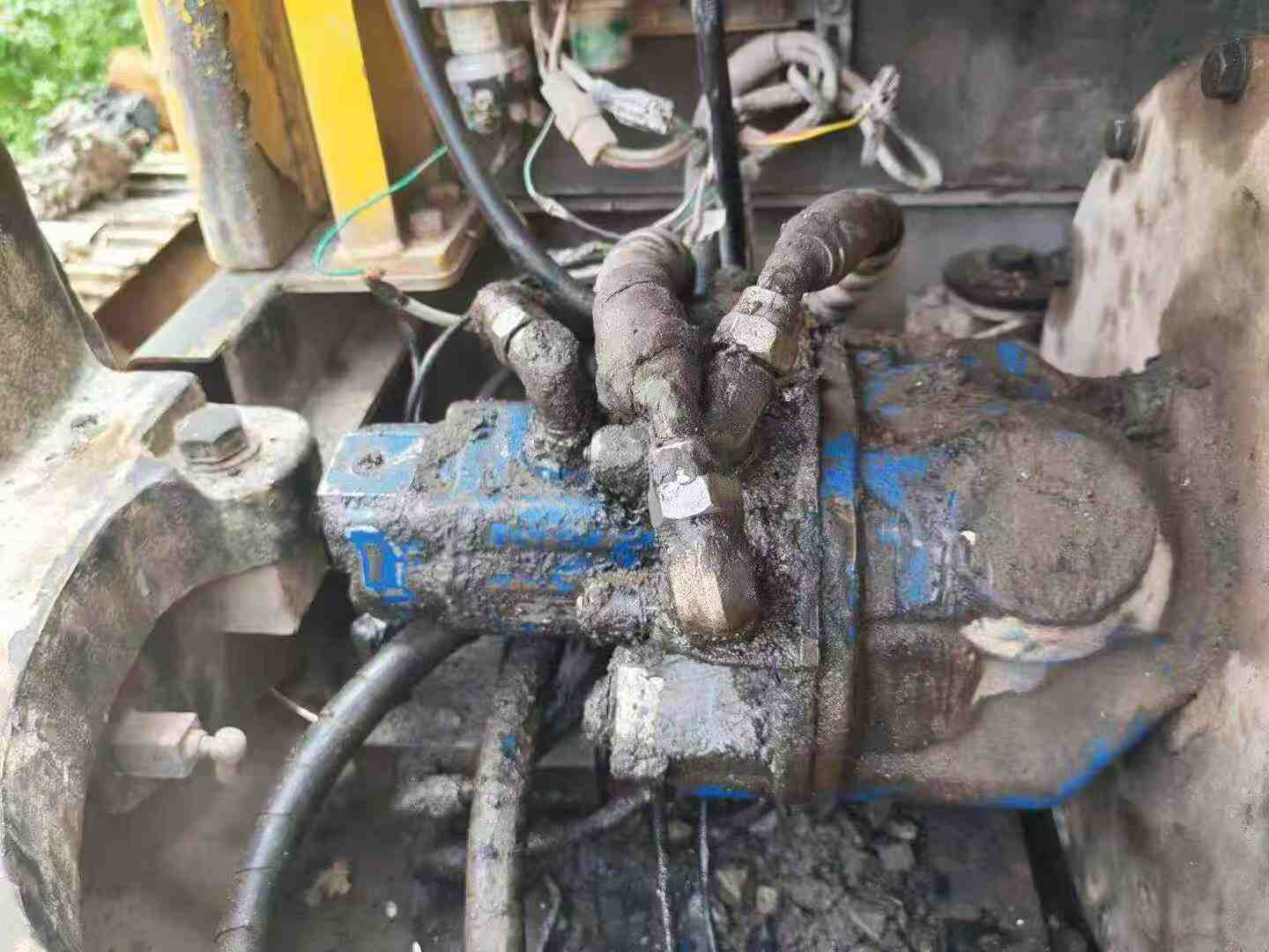 Купить Подержанный Экскаватор Hyundai R60-7 / 3 Купить Подержанный Экскаватор Hyundai R60-7 / 3