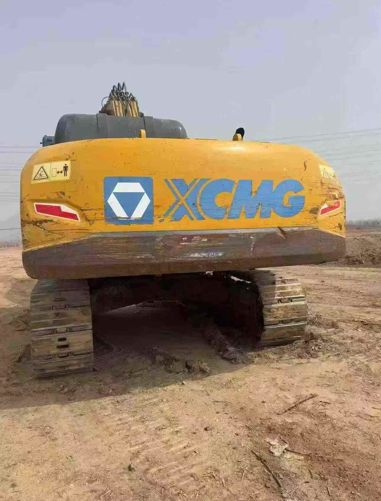 Buy XCMG ZL20E(D) Used Excavator / 2