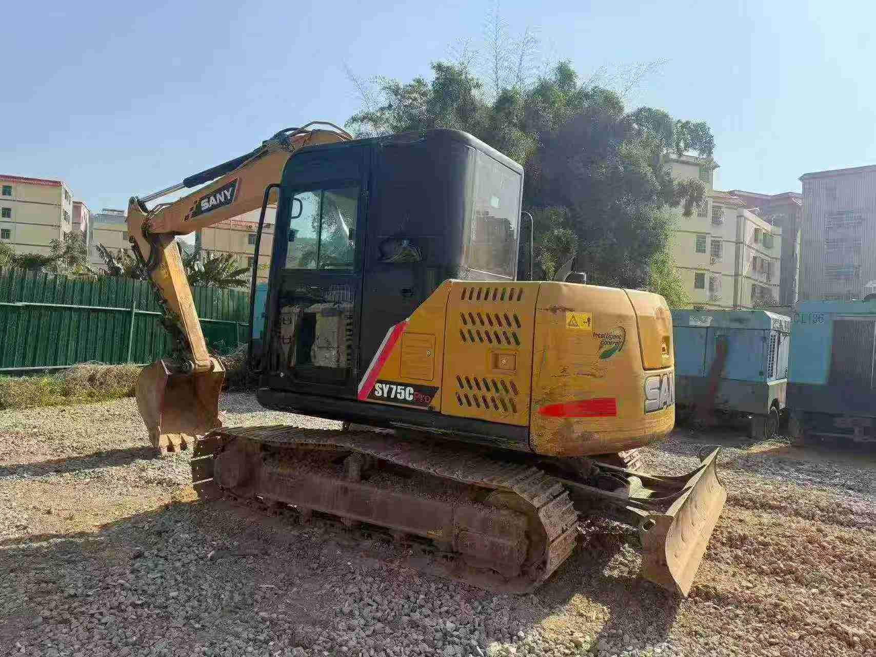 Buy Sany SY70C Used Excavator / 3