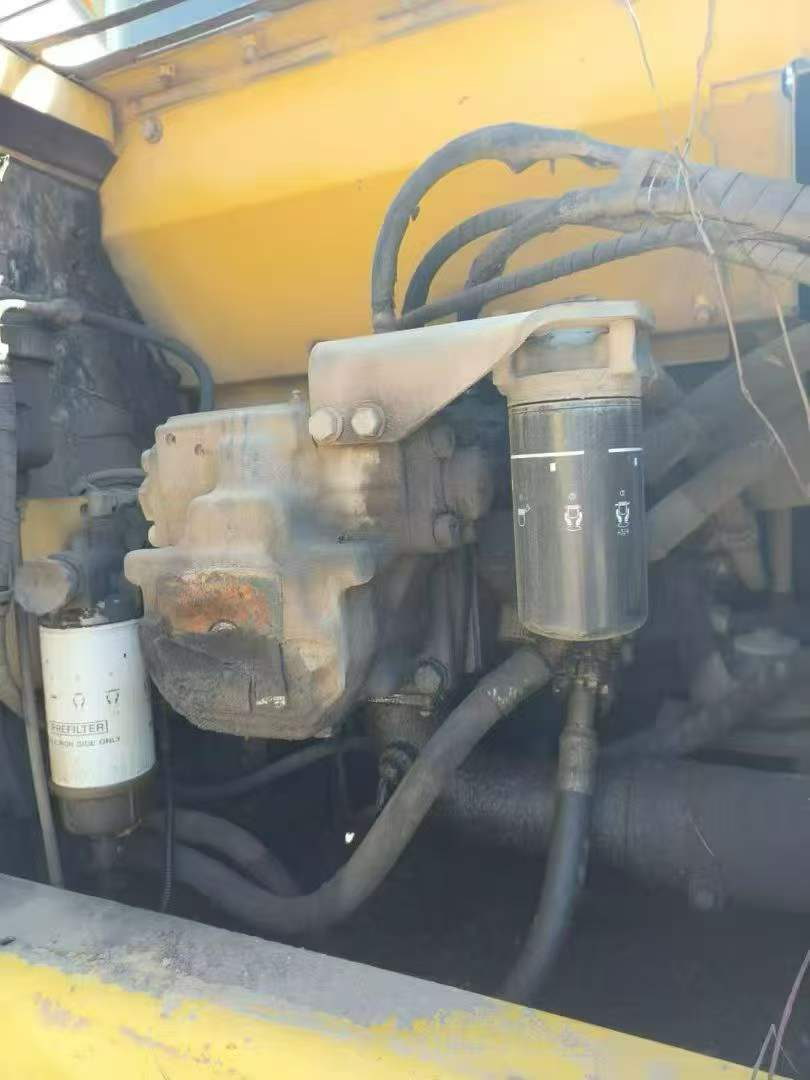 Buy Komatsu PC200-8 Used Excavator / 8