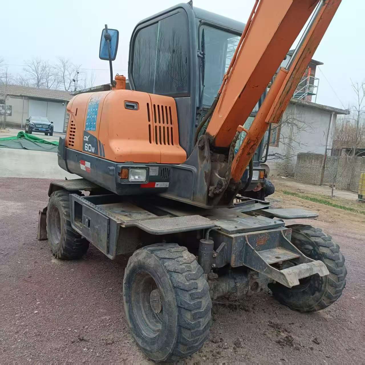 Buy Doosan DH60 Used Excavator / 2