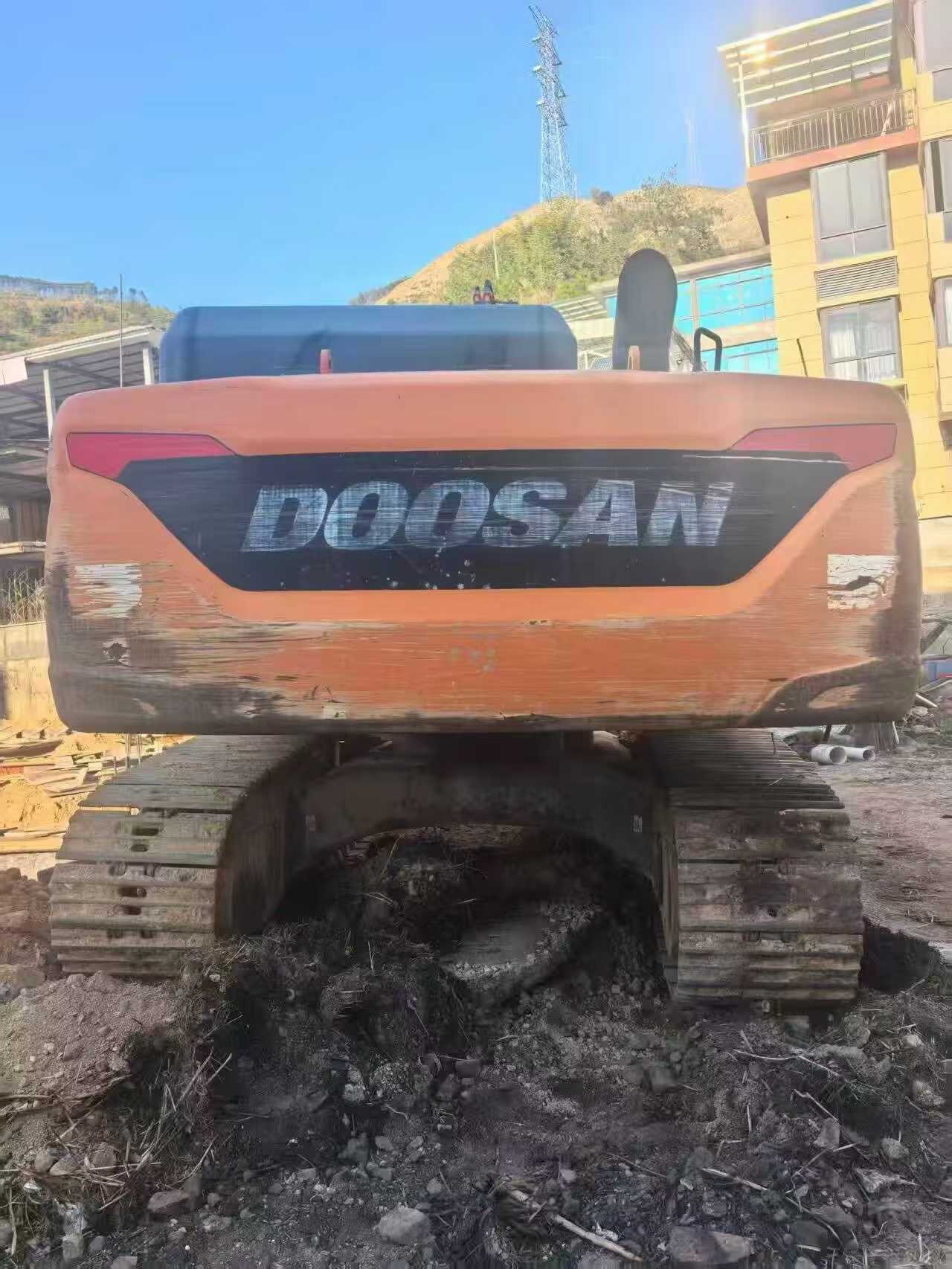 Buy Doosan DX20Z Used Excavator / 2