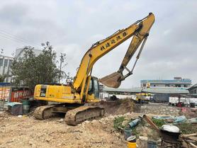 Buy Komatsu PC200-7 Used Excavator / 2 Buy Komatsu PC200-7 Used Excavator / 2
