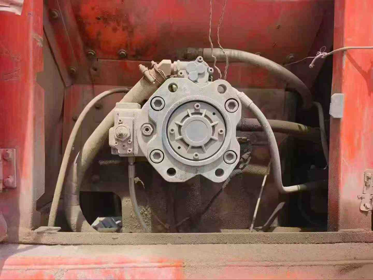 Buy Doosan DX260LC Used Excavator / 3