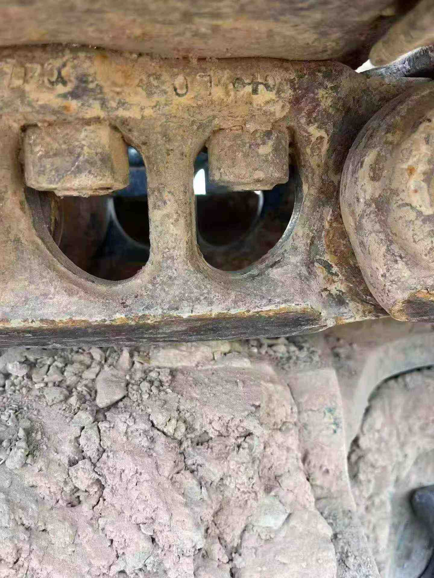 Buy Komatsu PC210-8M0 Used Excavator / 8