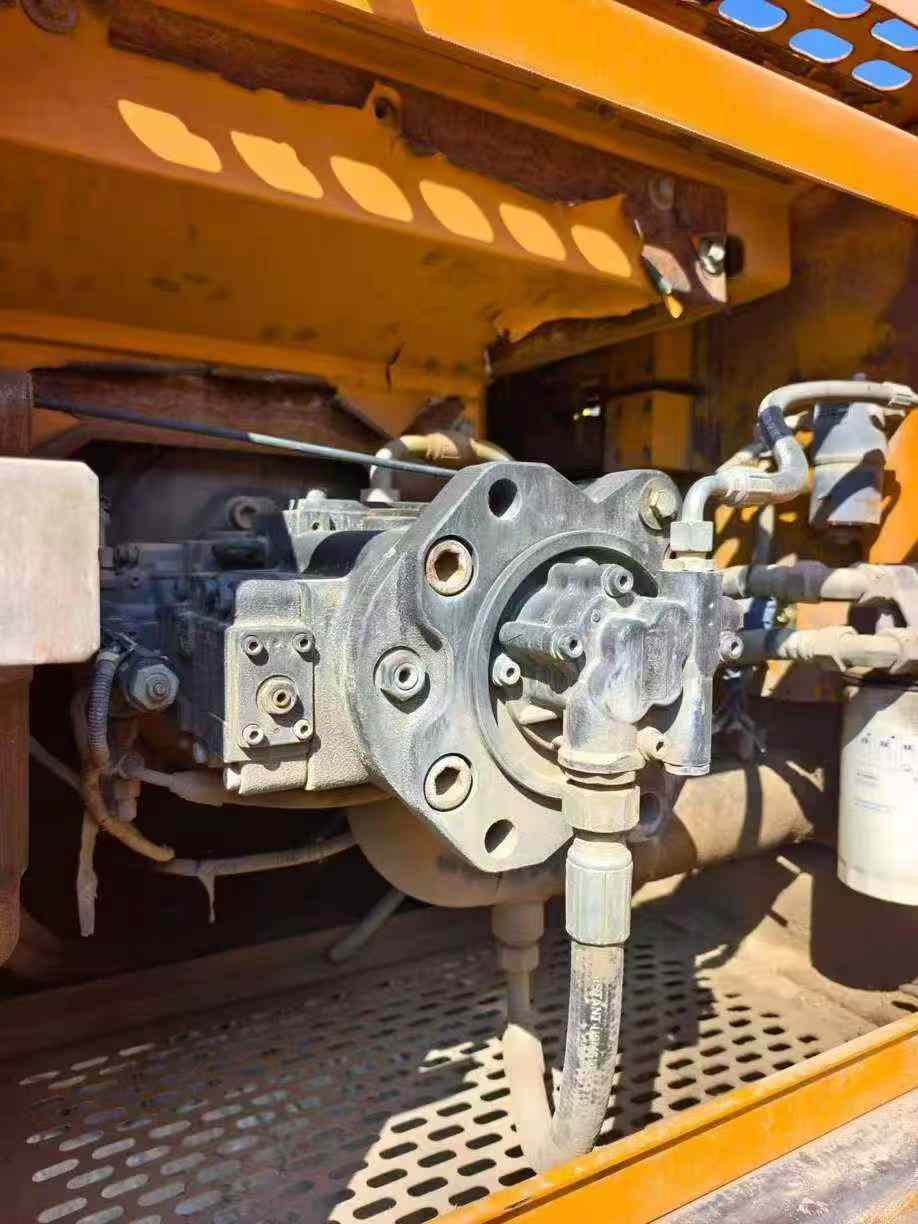 Buy Sany SY235C Used Excavator / 9