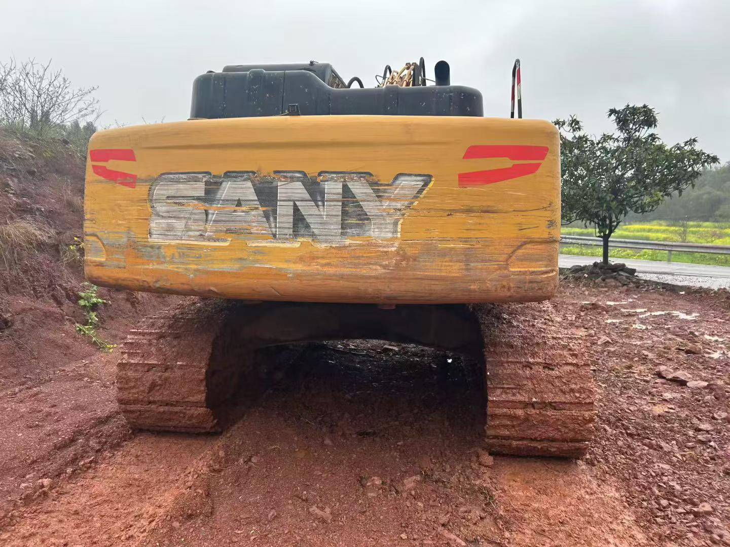 Buy Sany SY215C-8 Used Excavator / 2