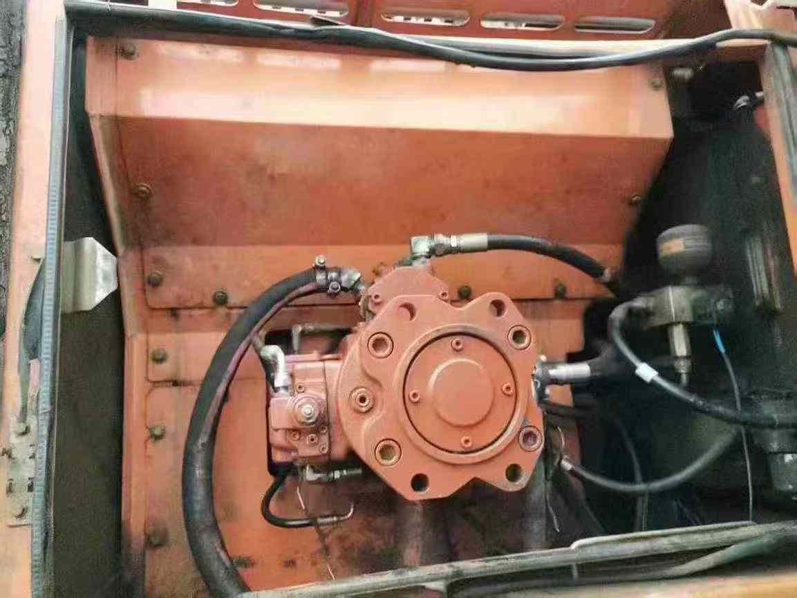 Buy Doosan DH215-7 Used Excavator / 6