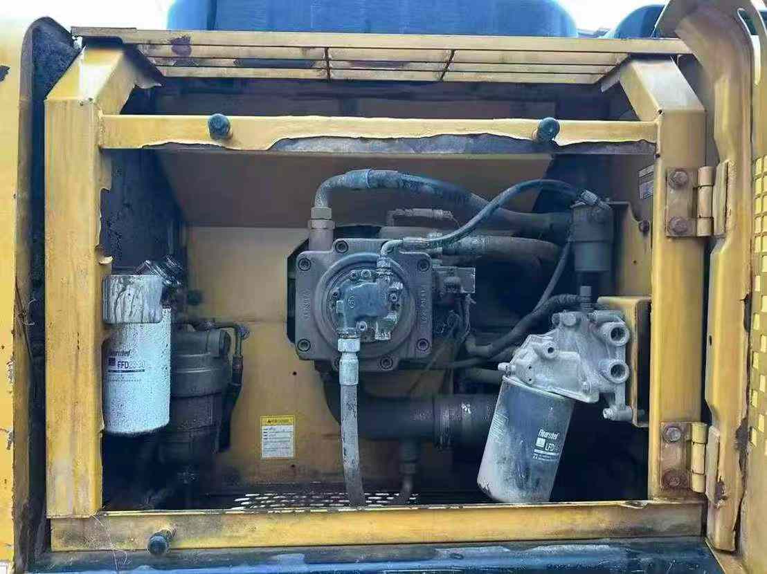 Buy Sany SY205C Used Excavator / 5