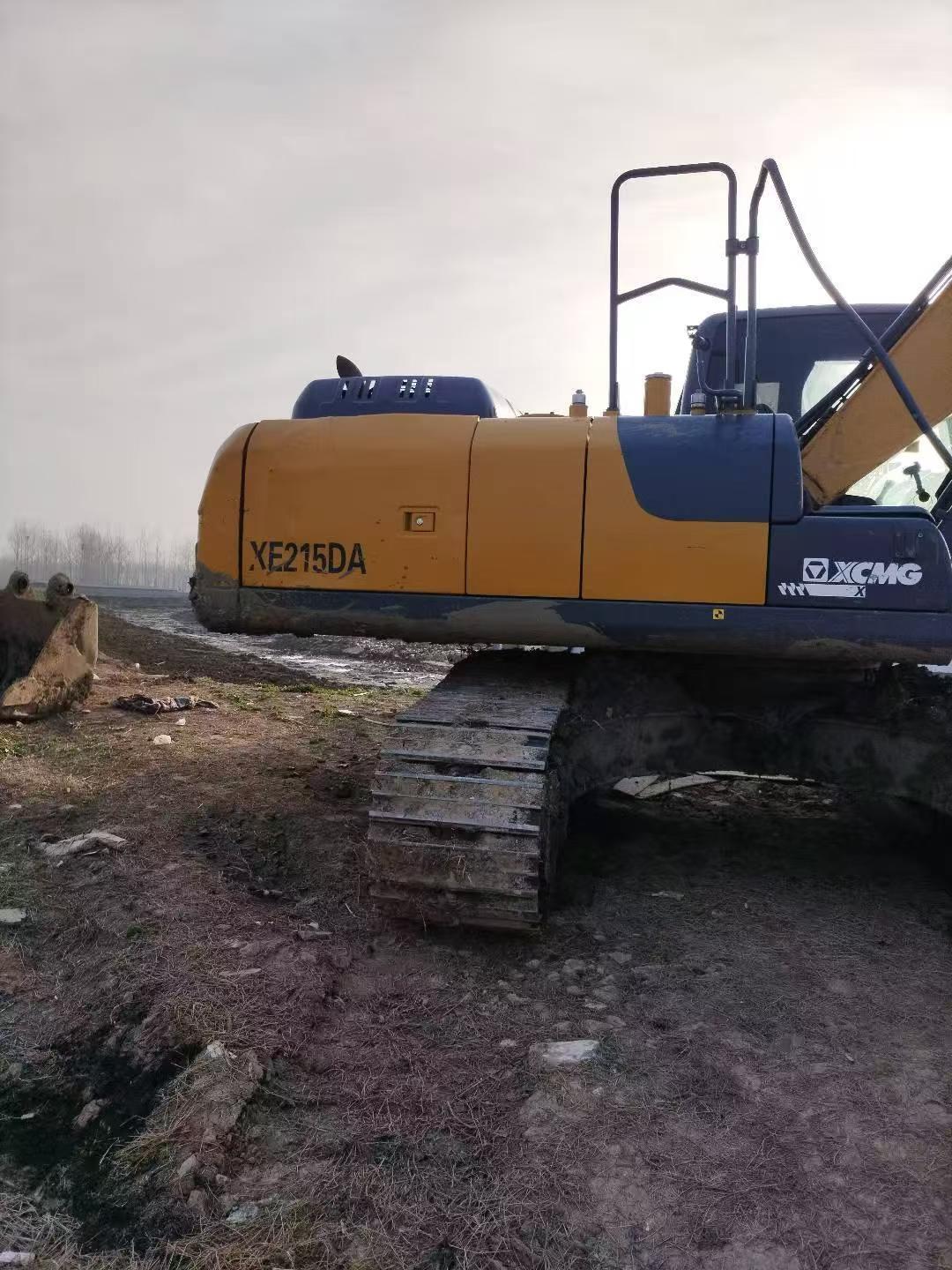 Buy XCMG XE200 Used Excavator / 3 Buy XCMG XE200 Used Excavator / 3