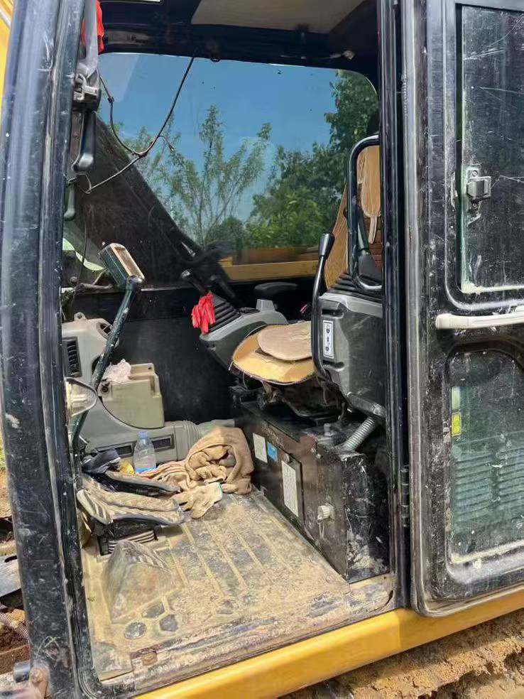 Buy Caterpillar 307B Used Excavator / 9