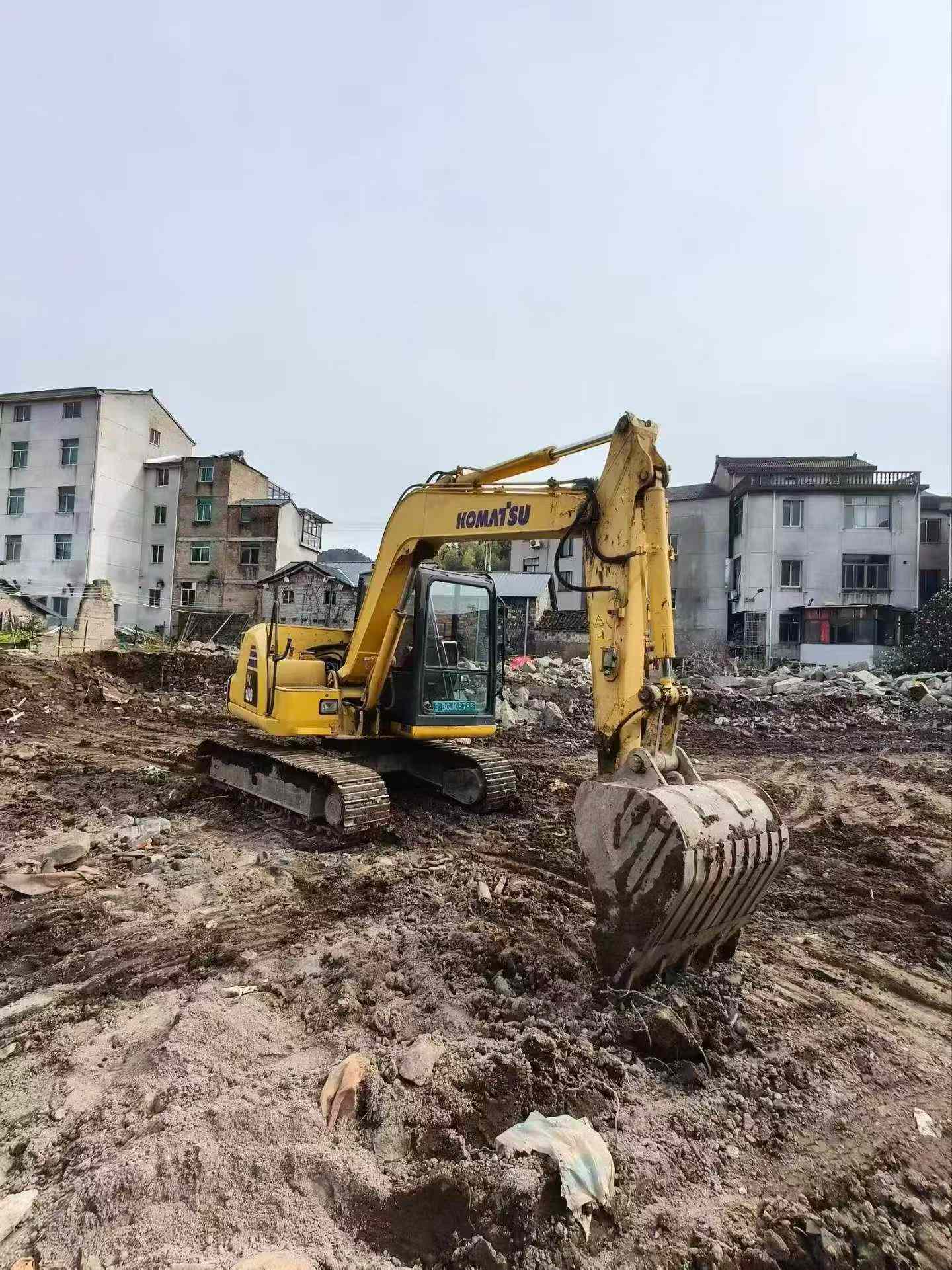 Buy Komatsu PC70 Used Excavator / 2