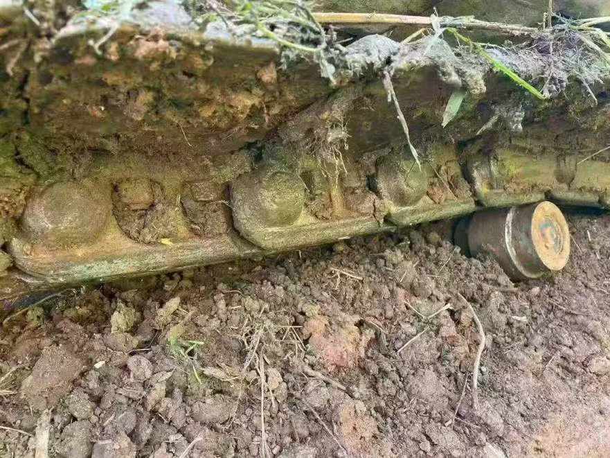 Buy Kobelco SK200-2 Used Excavator / 5