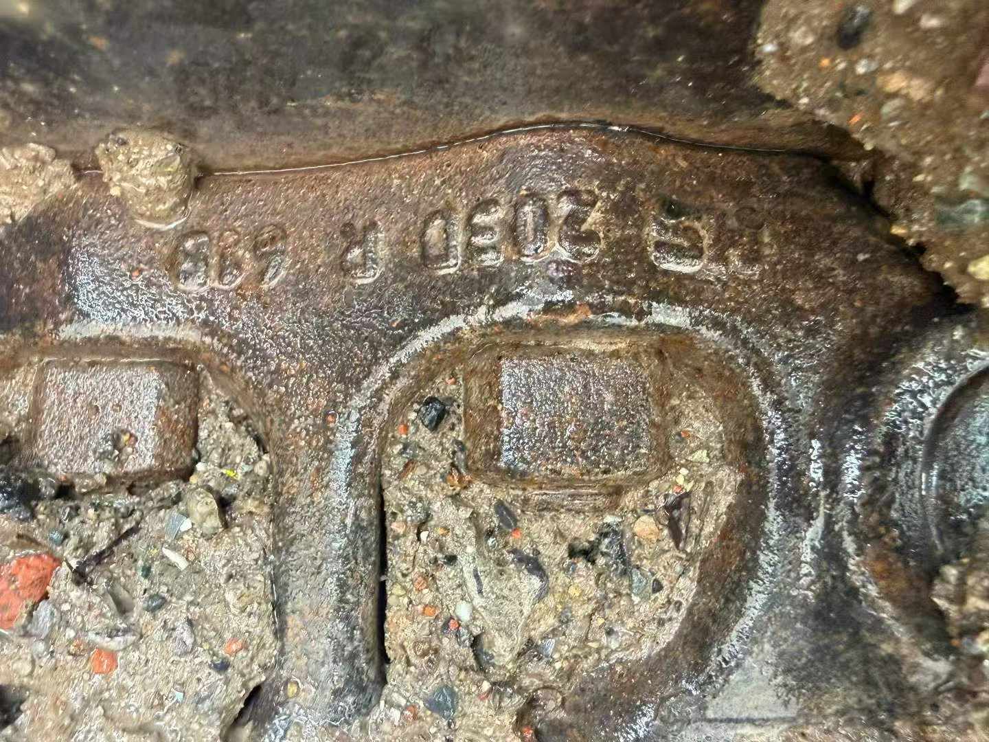 Buy XCMG XE270DK Used Excavator / 3