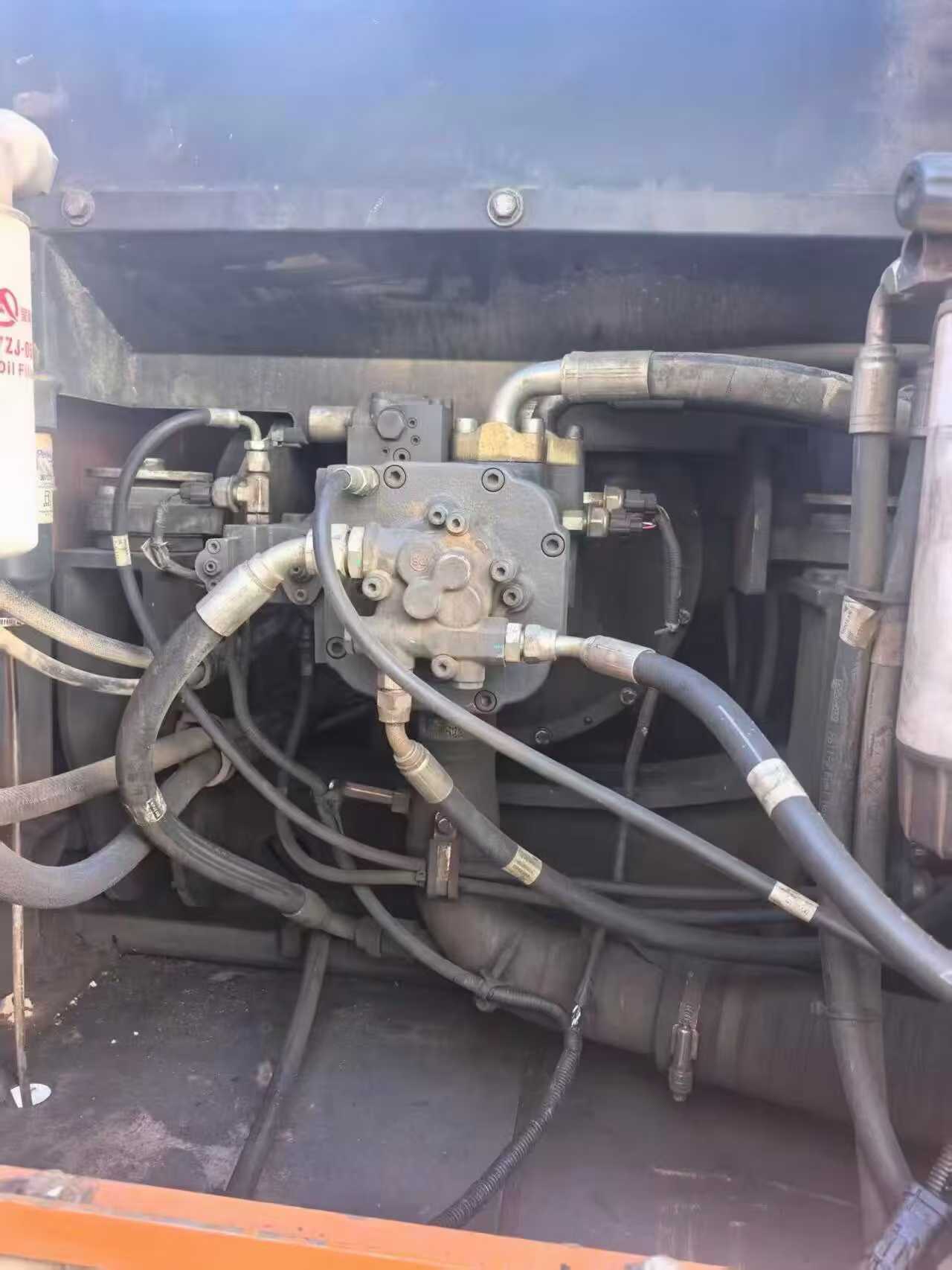 Buy Doosan DX20Z Used Excavator / 4