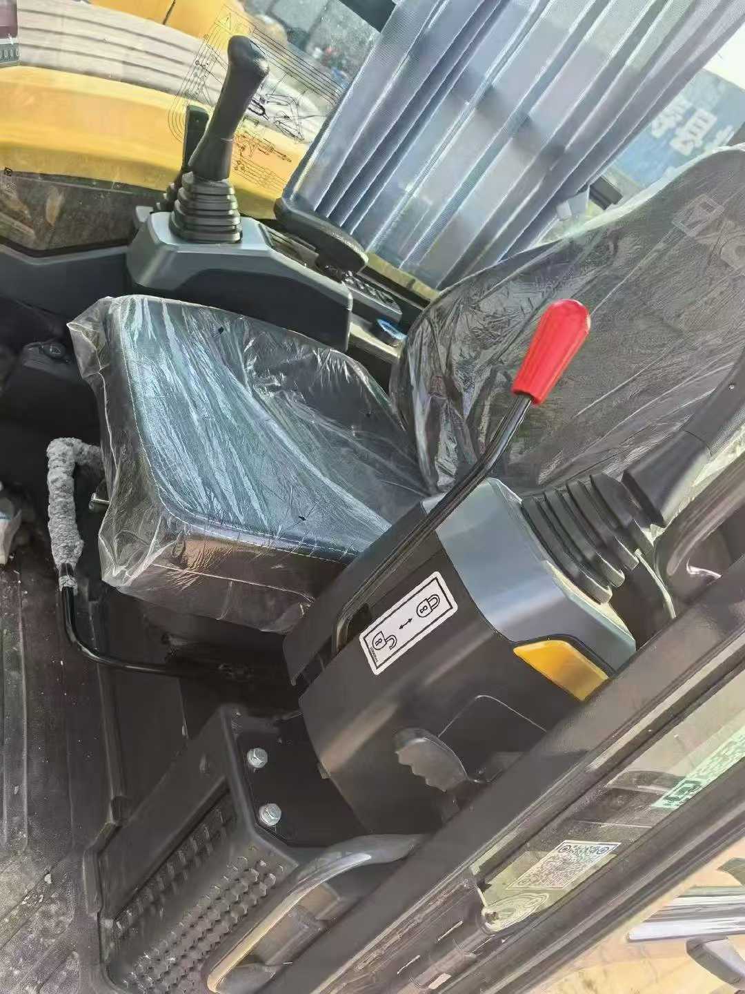 Buy XCMG LW60G Used Excavator / 7