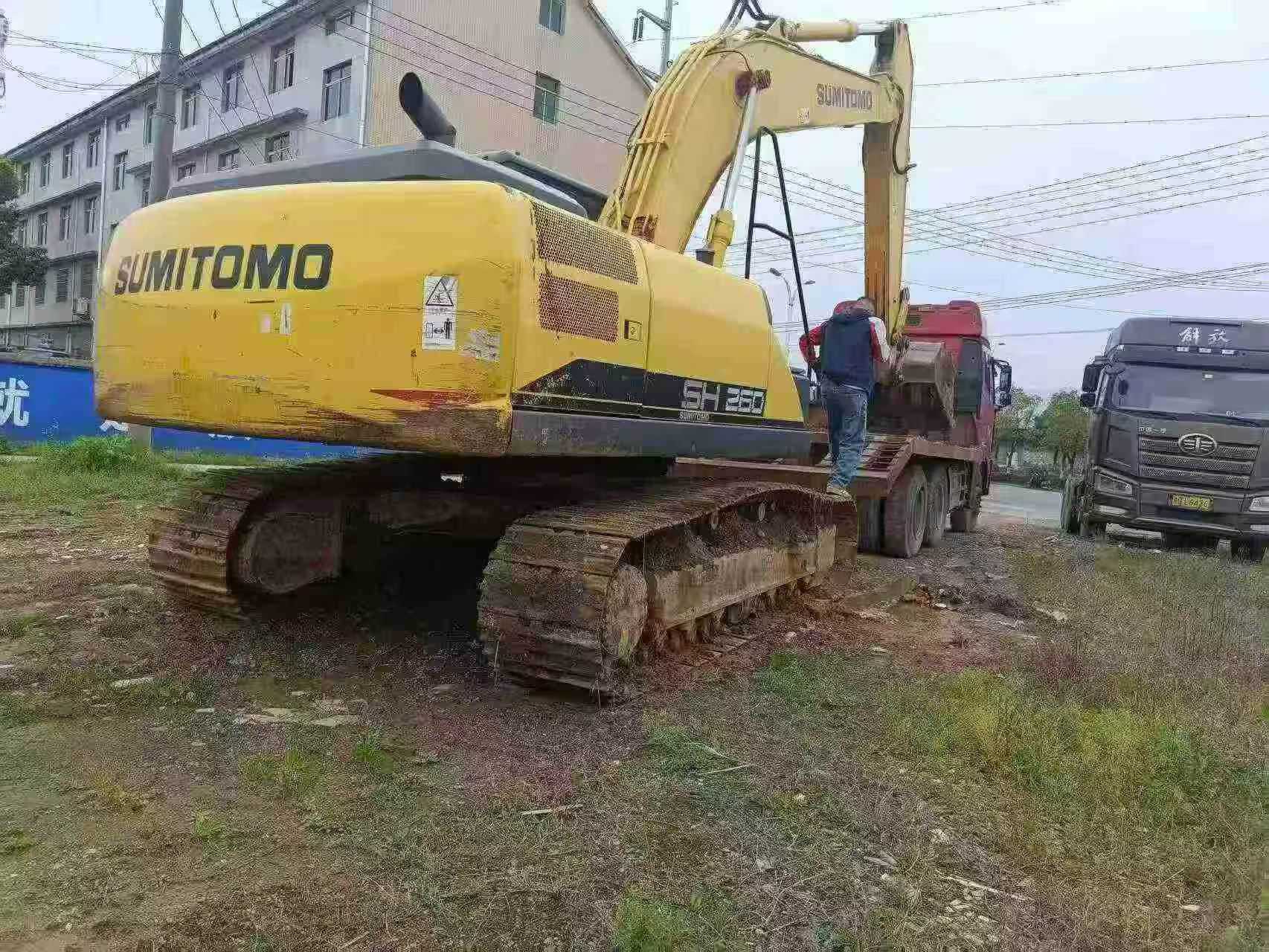 Buy Sumitomo SH210-6 Used Excavator / 4
