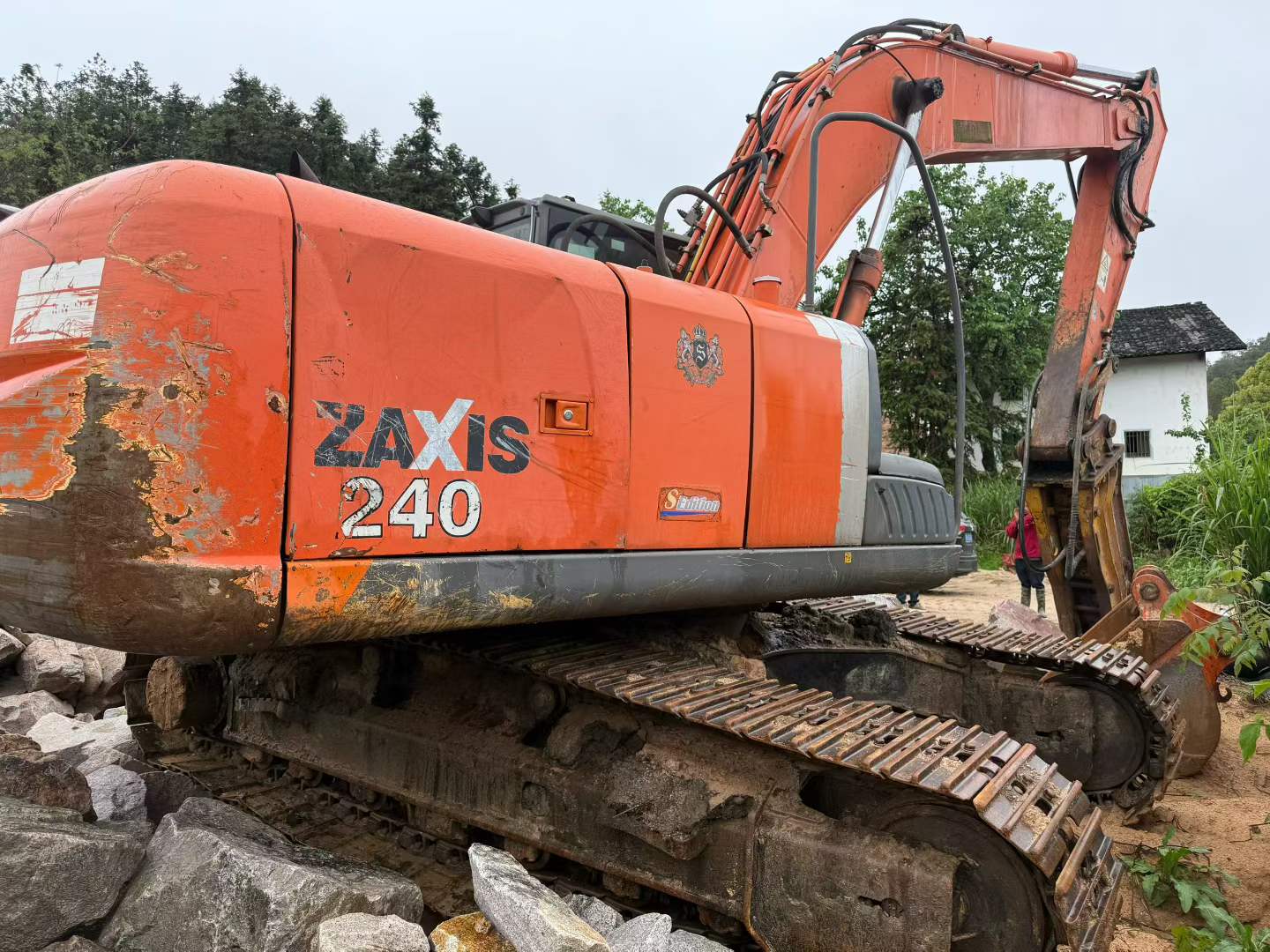 Buy Hitachi EX200-3 Used Excavator / 2