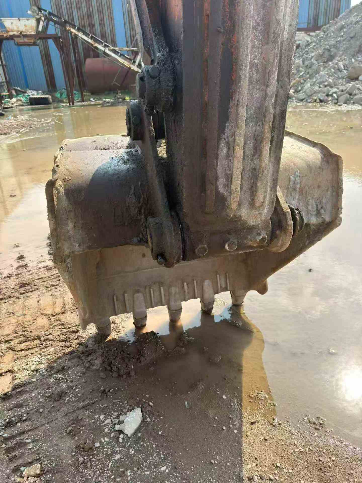 Buy Doosan DH215-7 Used Excavator / 9