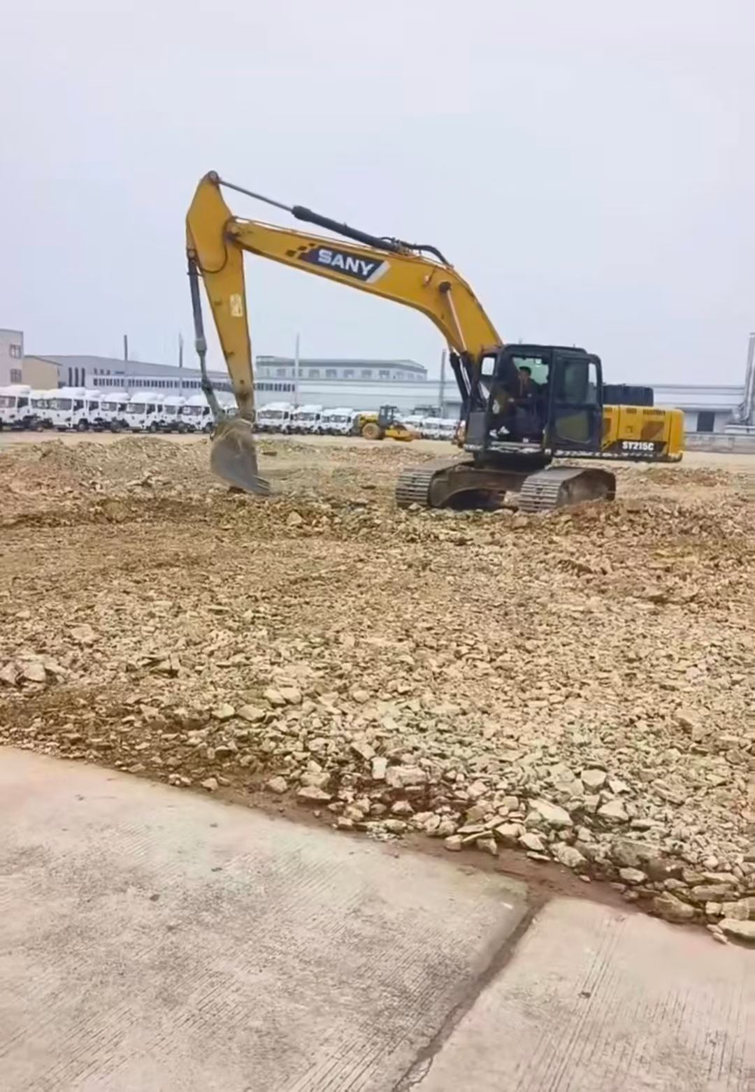 Buy Sany SY205C Used Excavator / 6