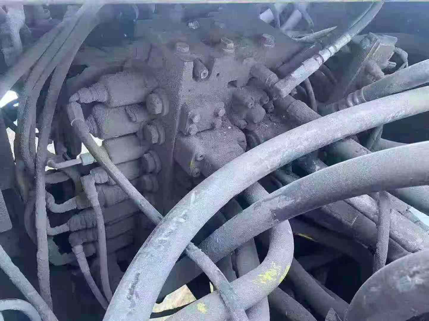 Buy Komatsu PC460LC-8 Used Excavator / 6