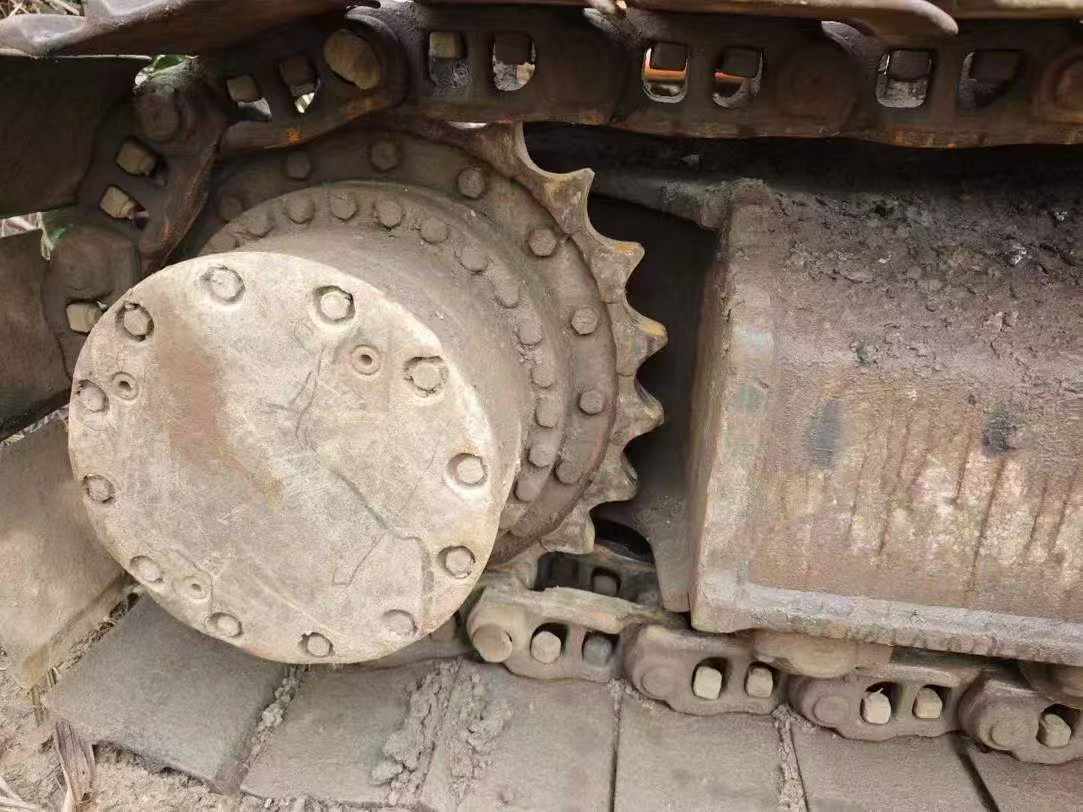 Buy Hitachi EX230-6 Used Excavator / 8