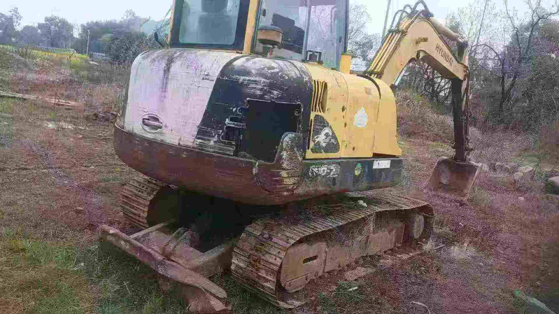 Buy Hyundai HX60 Used Excavator / 4