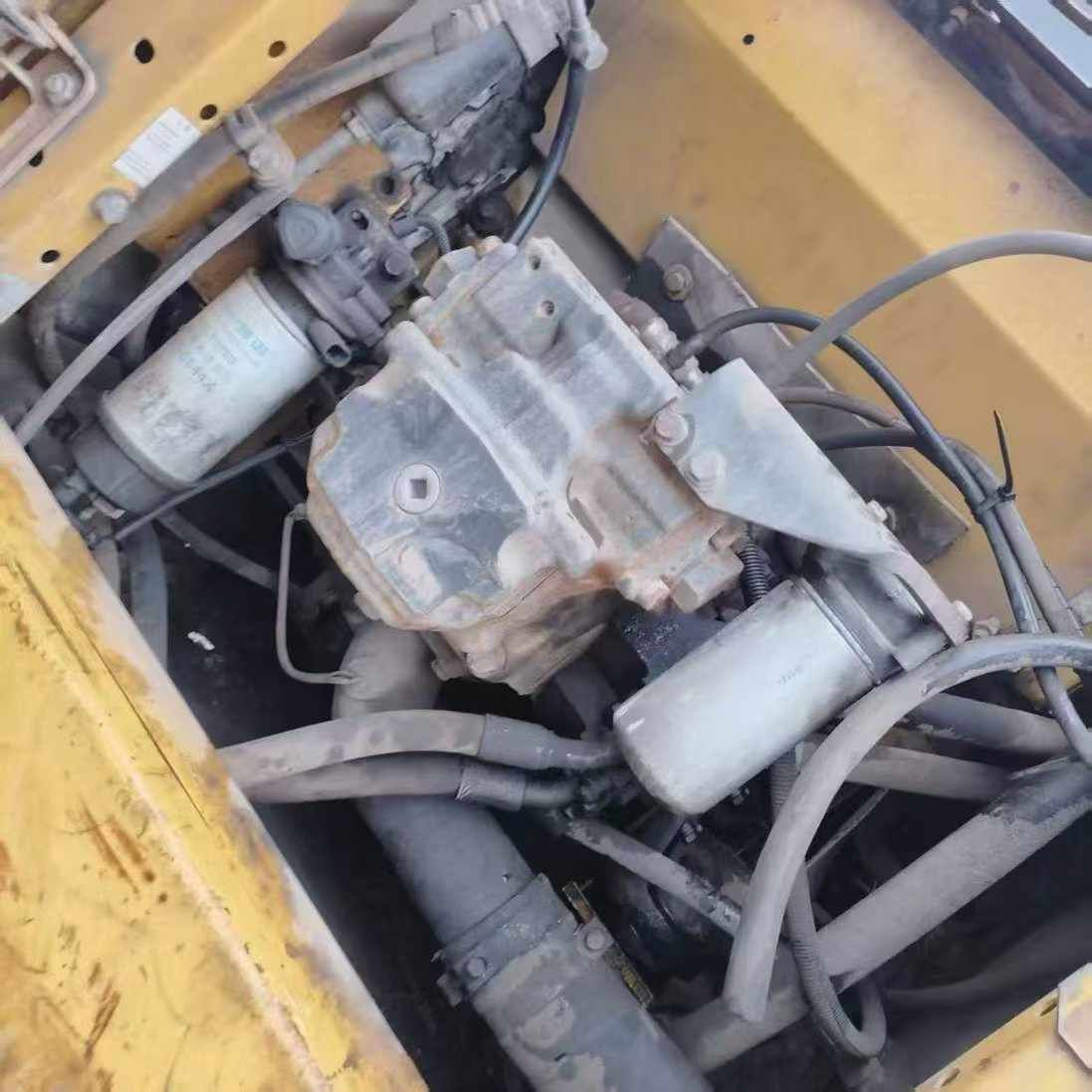 Buy Komatsu PC210-8 Used Excavator / 8