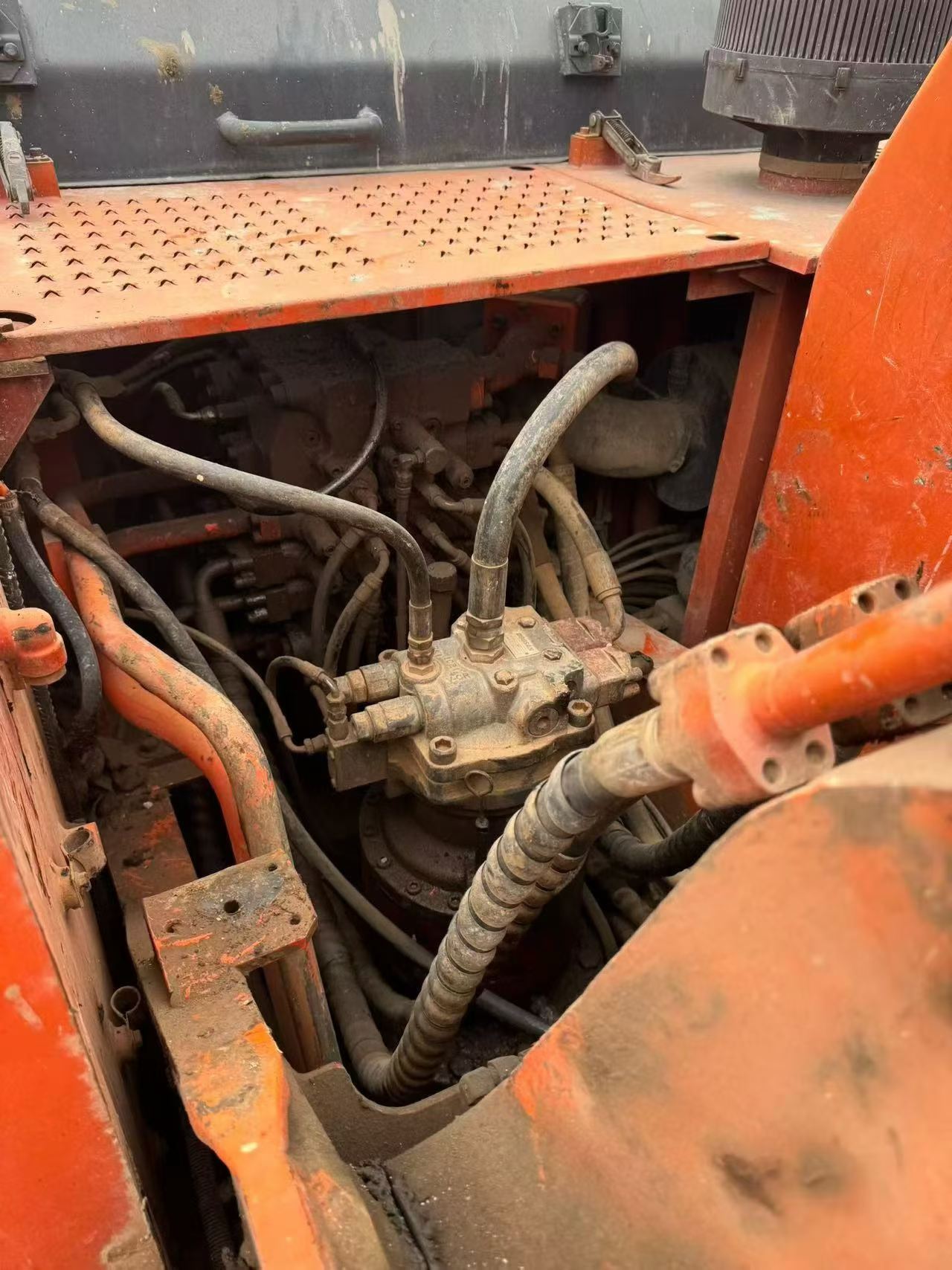 Buy Doosan S225 Used Excavator / 4