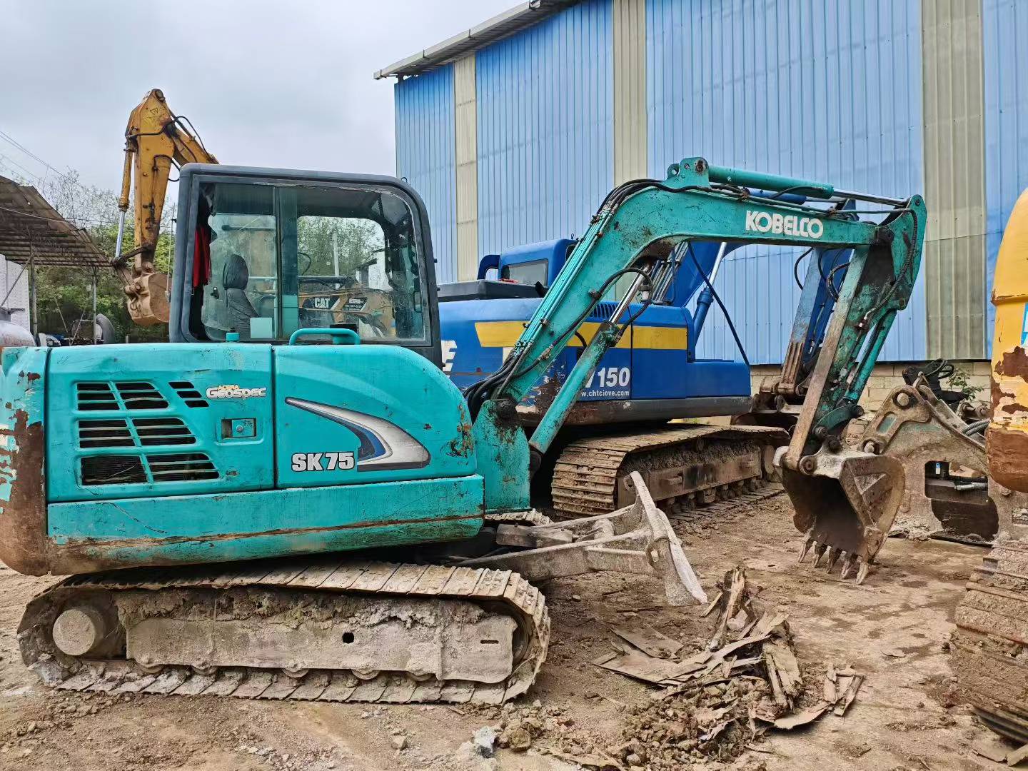 Buy Kobelco SK60 Used Excavator / 8