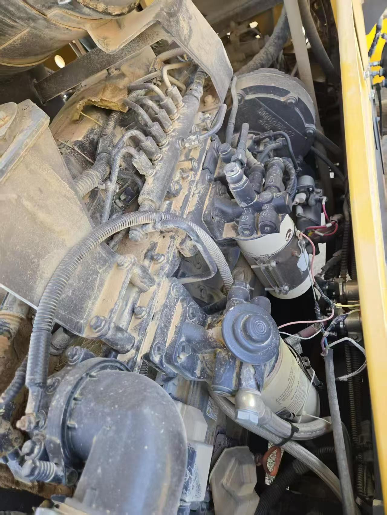 Buy XCMG XE2000 Used Excavator / 5