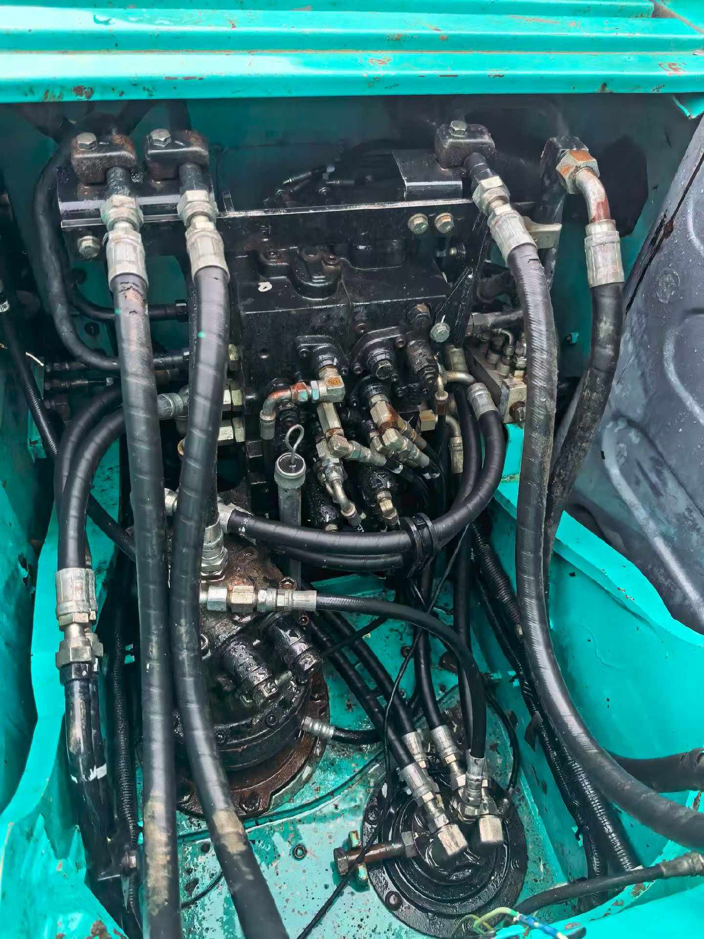 Buy Kobelco SK130 Used Excavator / 7