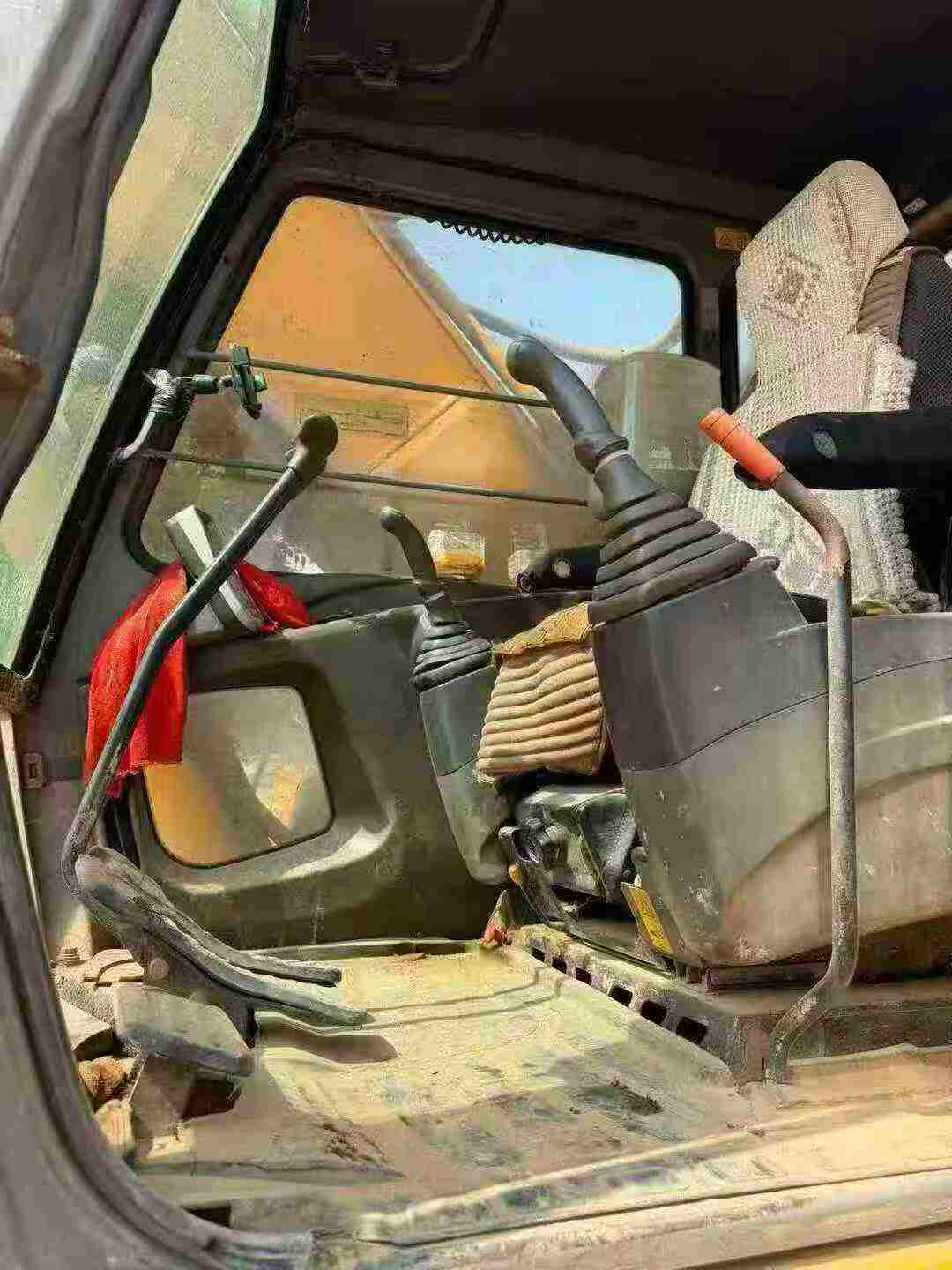 Buy Kato HD1430R Used Excavator / 8