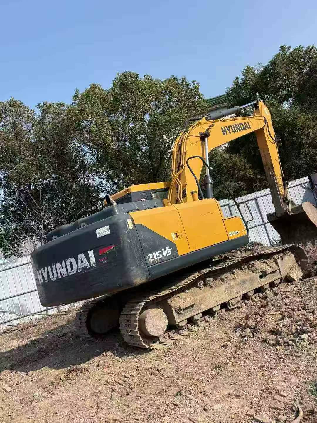 Buy Hyundai R215-7 Used Excavator / 3