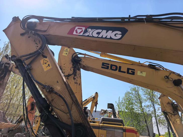 Buy XCMG XE155D Used Excavator / 1