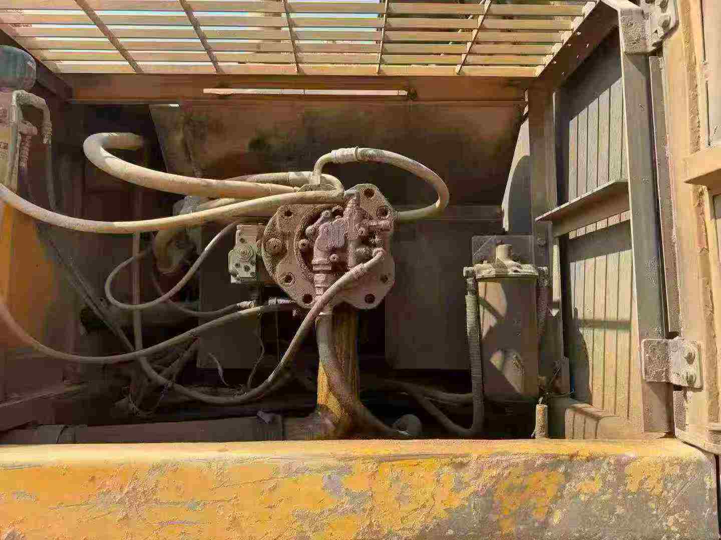 Buy Kato HD1430R Used Excavator / 4