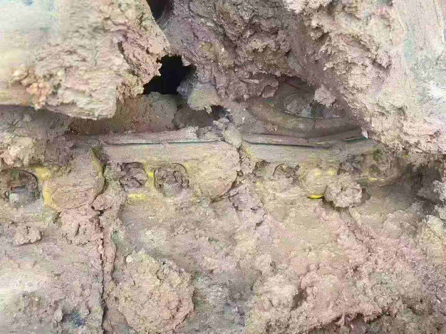 Buy Volvo EC210B Used Excavator / 9