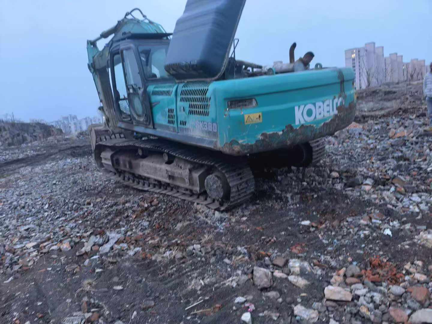 Buy Kobelco SK380D Used Excavator / 4