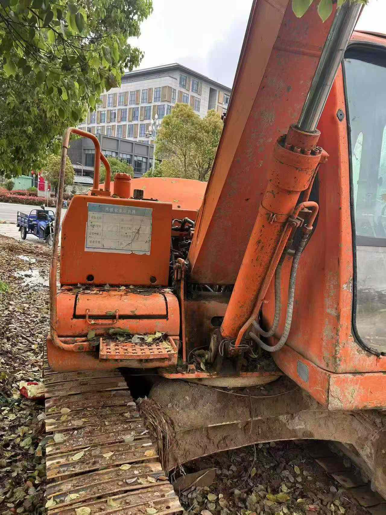Buy Doosan DH80 Used Excavator / 3