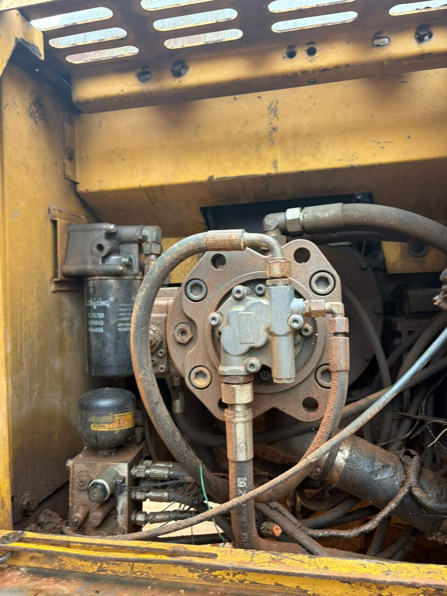 Buy XCMG XE215CA Used Excavator / 4