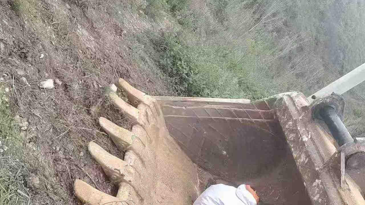 Buy XCMG XE370 Used Excavator / 2