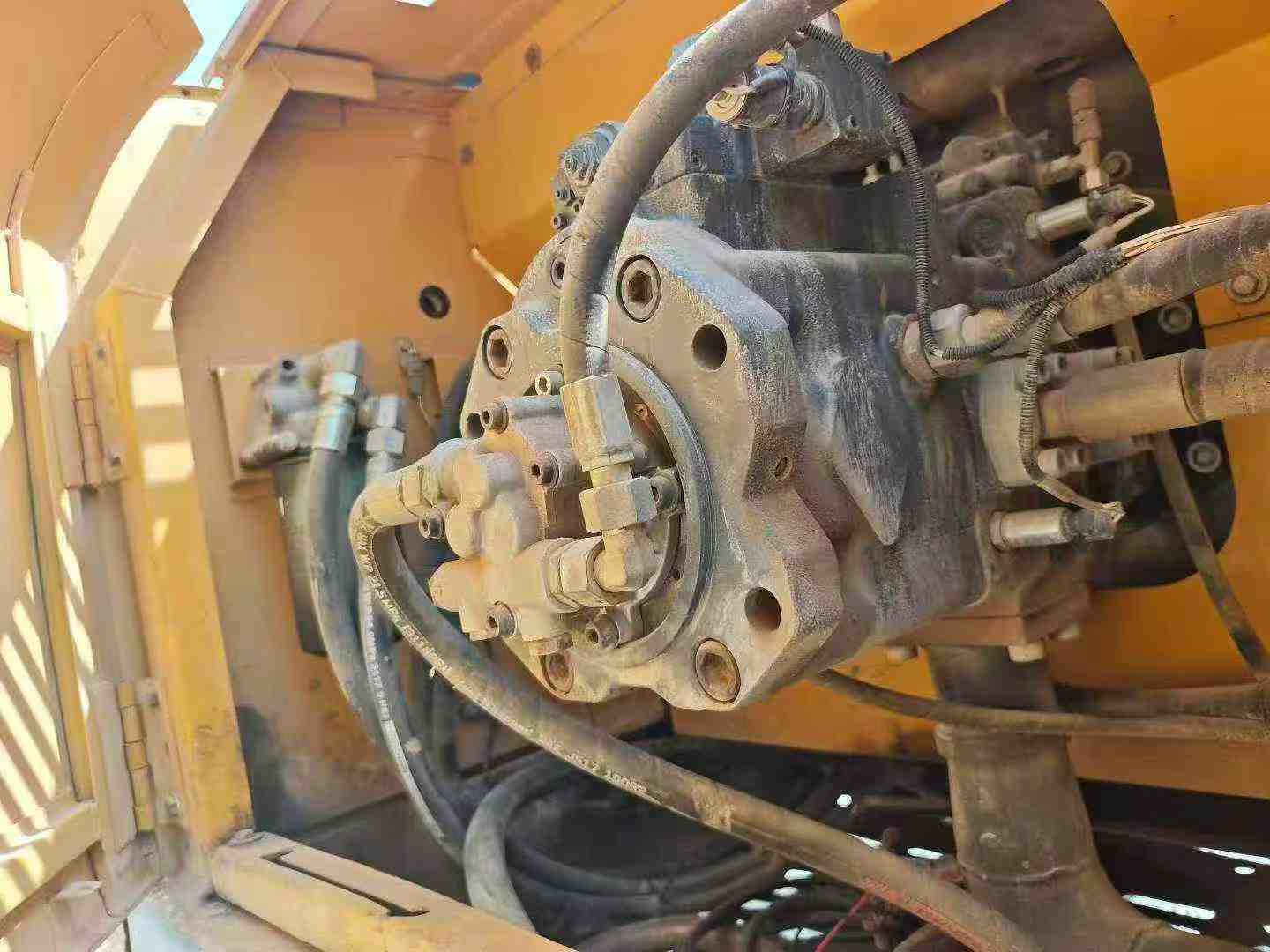 Buy XCMG XE370 Used Excavator / 7