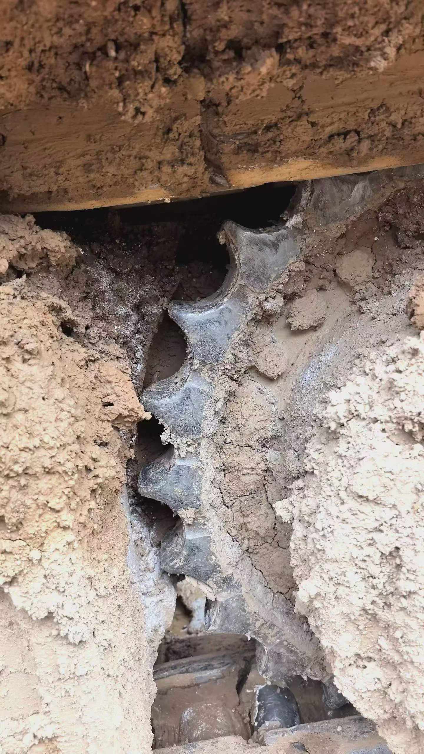 Buy Volvo EC480D Used Excavator / 3